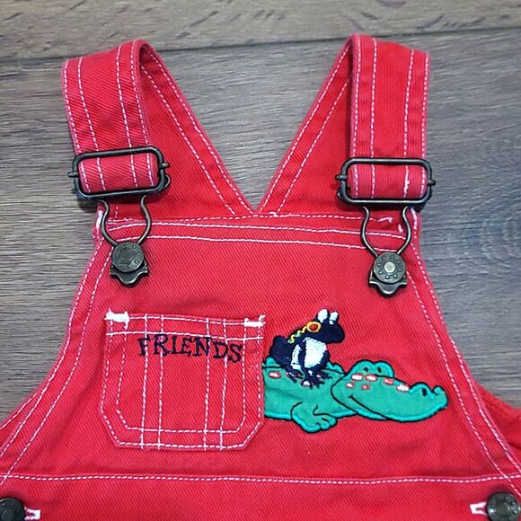 Vintage Shortalls Kids 12 M Red Overalls In Design Alligator Frog Friends Shorts - Picture 7 of 11
